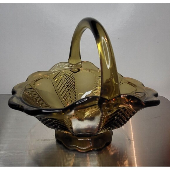Imperial Amber Glass Basket with Handle Candy Trinket Dish Art Glass Small - Picture 1 of 5